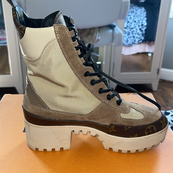 Louis Vuitton Monogram Laureate Leather Combat Boots - Picture 3 of 12